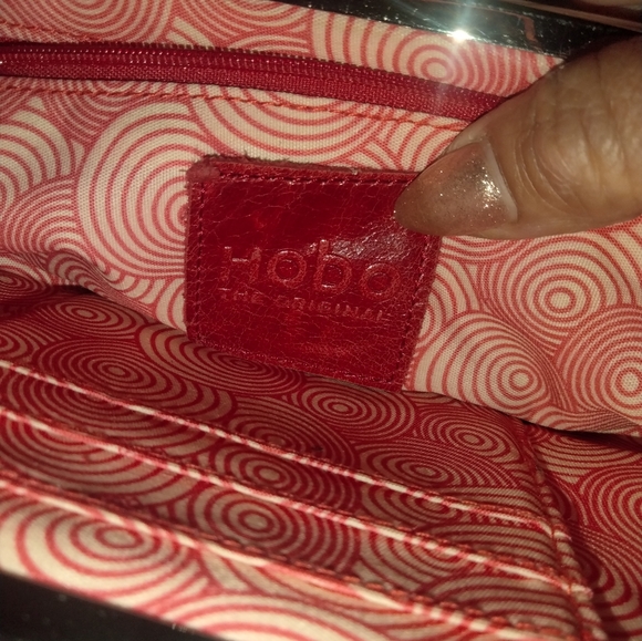 Hobo tan leather kisslock wallet - Picture 3 of 10